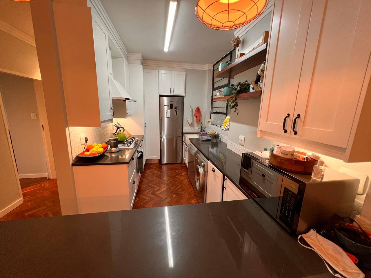 Property photograph 4